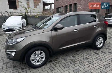 Внедорожник / Кроссовер Kia Sportage 2011 в Ровно