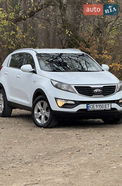 Позашляховик / Кросовер Kia Sportage 2013 в Чернівцях