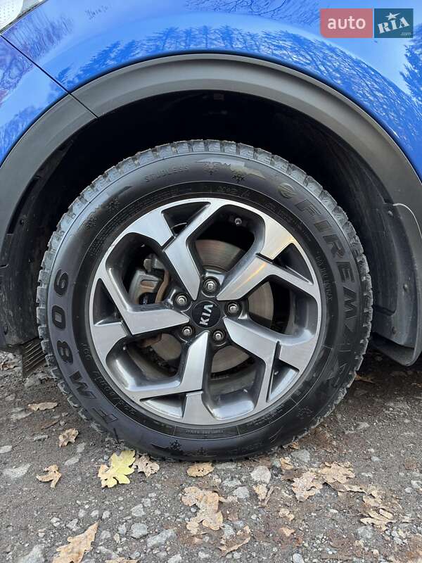 Позашляховик / Кросовер Kia Sportage 2018 в Хмільнику