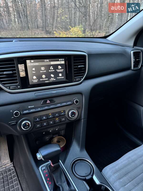 Позашляховик / Кросовер Kia Sportage 2018 в Хмільнику