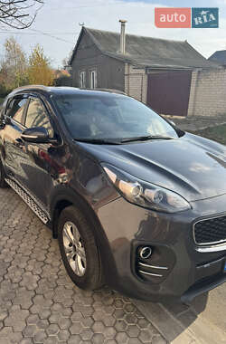 Внедорожник / Кроссовер Kia Sportage 2016 в 