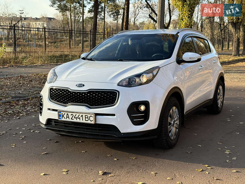 Внедорожник / Кроссовер Kia Sportage 2017 в Киеве