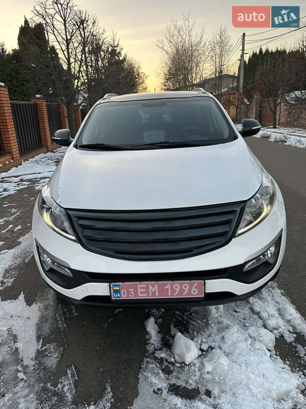 Внедорожник / Кроссовер Kia Sportage 2012 в Киеве