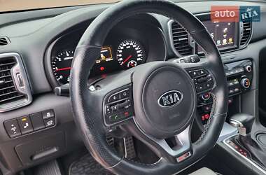 Позашляховик / Кросовер Kia Sportage 2016 в Полтаві