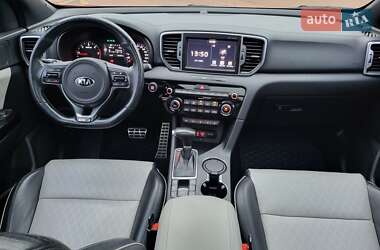 Позашляховик / Кросовер Kia Sportage 2016 в Полтаві