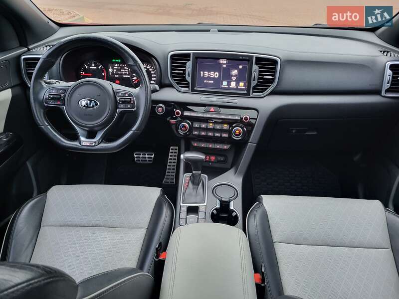 Позашляховик / Кросовер Kia Sportage 2016 в Полтаві