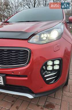 Позашляховик / Кросовер Kia Sportage 2016 в Полтаві