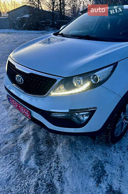 Позашляховик / Кросовер Kia Sportage 2014 в Шепетівці