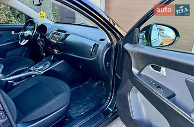 Позашляховик / Кросовер Kia Sportage 2013 в 