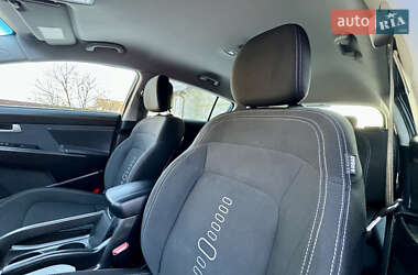 Позашляховик / Кросовер Kia Sportage 2013 в 
