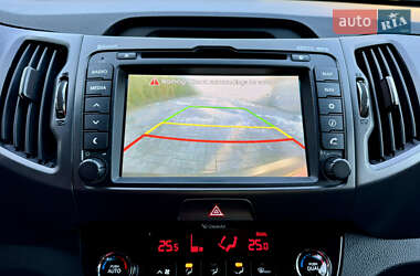 Позашляховик / Кросовер Kia Sportage 2013 в 