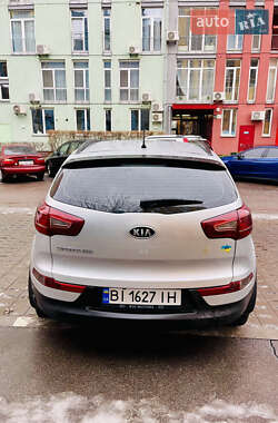 Позашляховик / Кросовер Kia Sportage 2011 в Києві