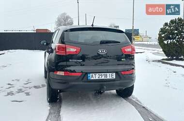 Позашляховик / Кросовер Kia Sportage 2012 в Снятині