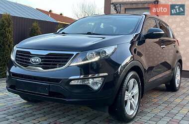 Позашляховик / Кросовер Kia Sportage 2011 в Івано-Франківську