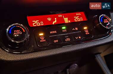 Внедорожник / Кроссовер Kia Sportage 2010 в 
