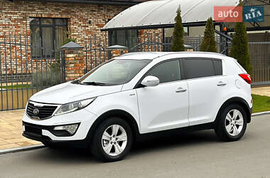 Позашляховик / Кросовер Kia Sportage 2013 в Дніпрі