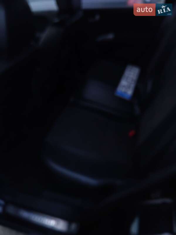 Позашляховик / Кросовер Kia Sportage 2005 в Миронівці