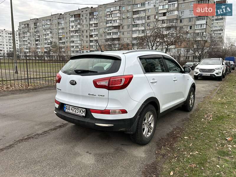 Внедорожник / Кроссовер Kia Sportage 2013 в Киеве