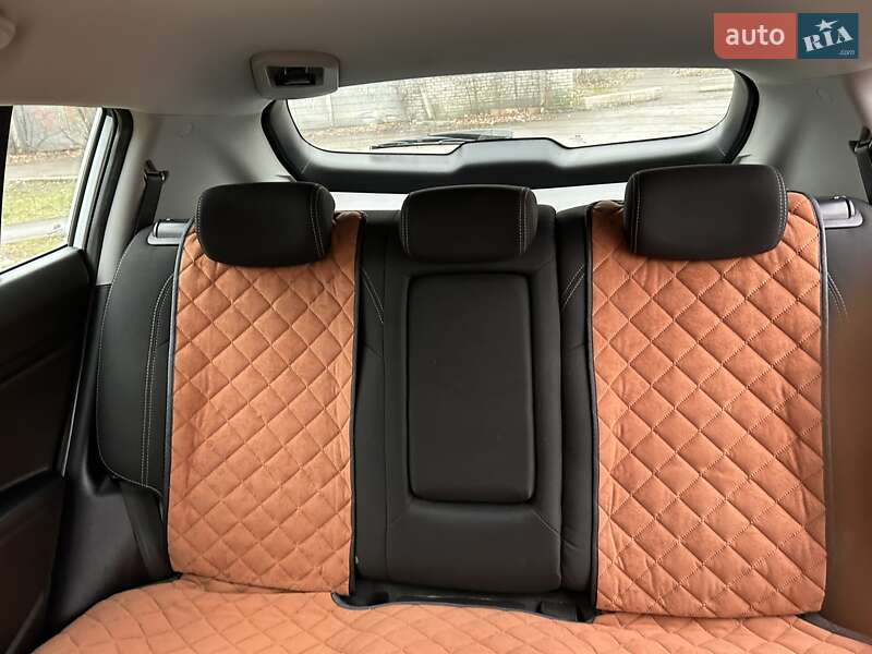Внедорожник / Кроссовер Kia Sportage 2013 в Киеве