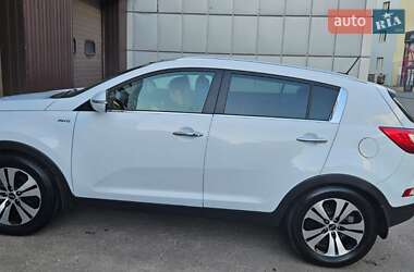 Внедорожник / Кроссовер Kia Sportage 2013 в Харькове