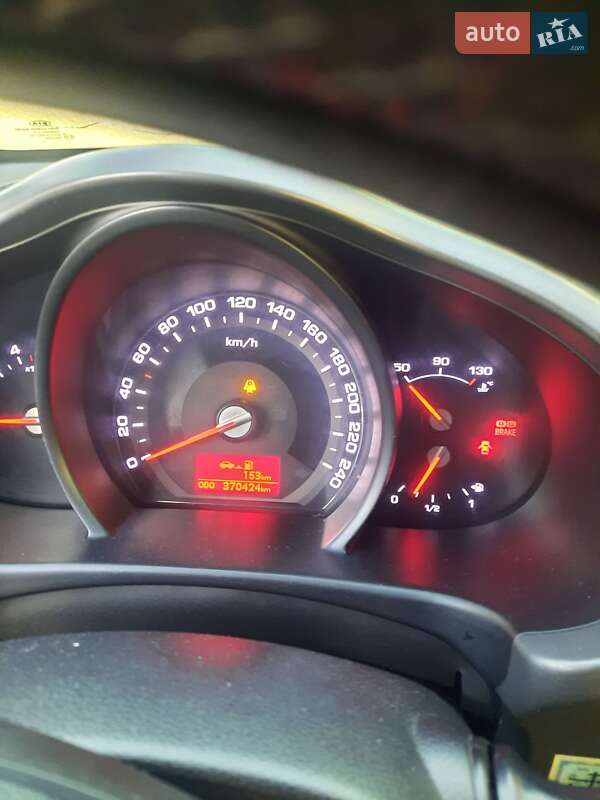 Внедорожник / Кроссовер Kia Sportage 2012 в Одессе