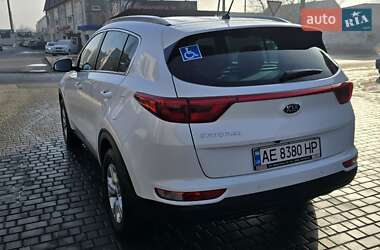 Позашляховик / Кросовер Kia Sportage 2016 в Дніпрі