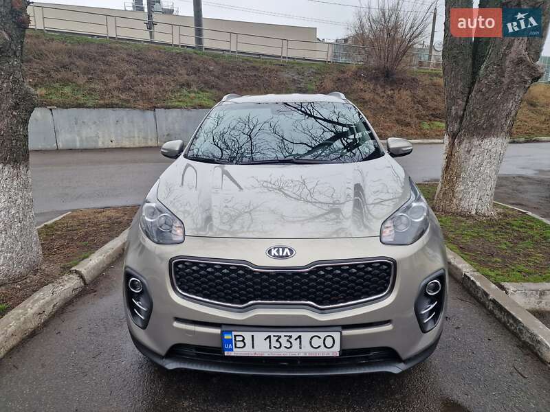 Позашляховик / Кросовер Kia Sportage 2017 в Полтаві