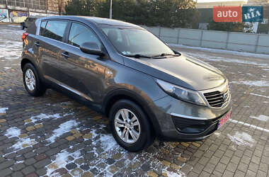 Позашляховик / Кросовер Kia Sportage 2012 в Луцьку