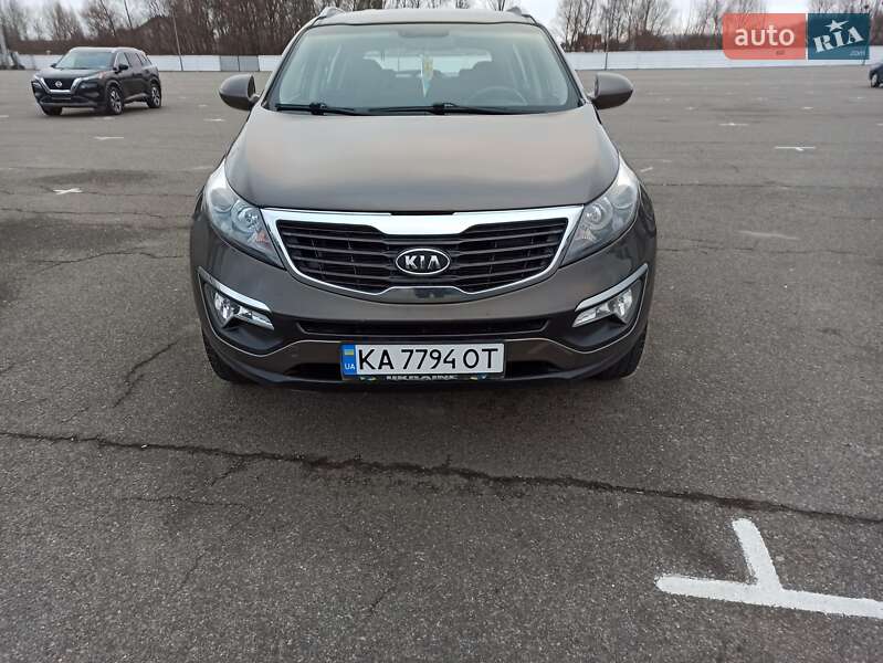 Позашляховик / Кросовер Kia Sportage 2011 в Києві