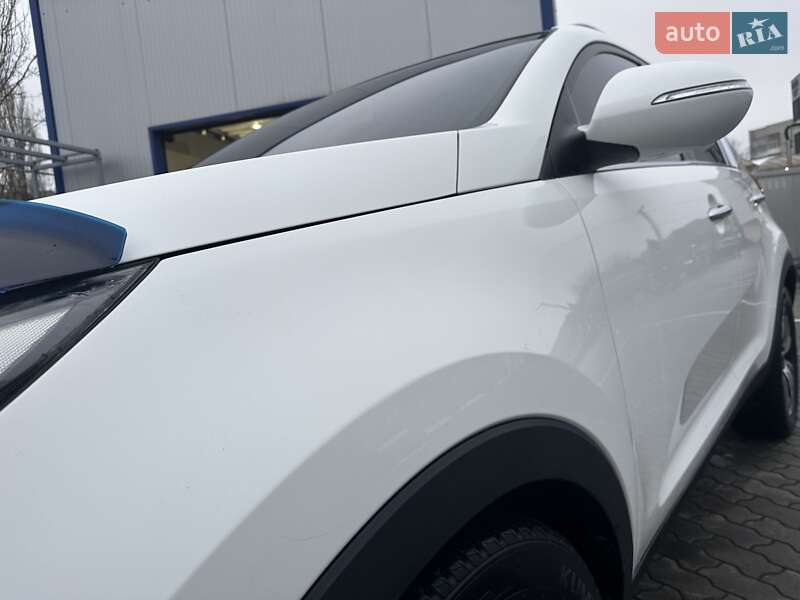 Внедорожник / Кроссовер Kia Sportage 2015 в Луцке