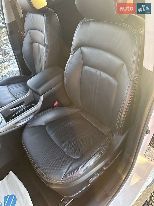 Внедорожник / Кроссовер Kia Sportage 2015 в Луцке