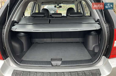 Внедорожник / Кроссовер Kia Sportage 2005 в 
