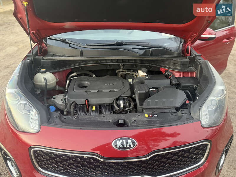 Внедорожник / Кроссовер Kia Sportage 2017 в Вишневом фото 5 Внедорожник / Кроссовер Kia Sportage 2017 в Вишневом