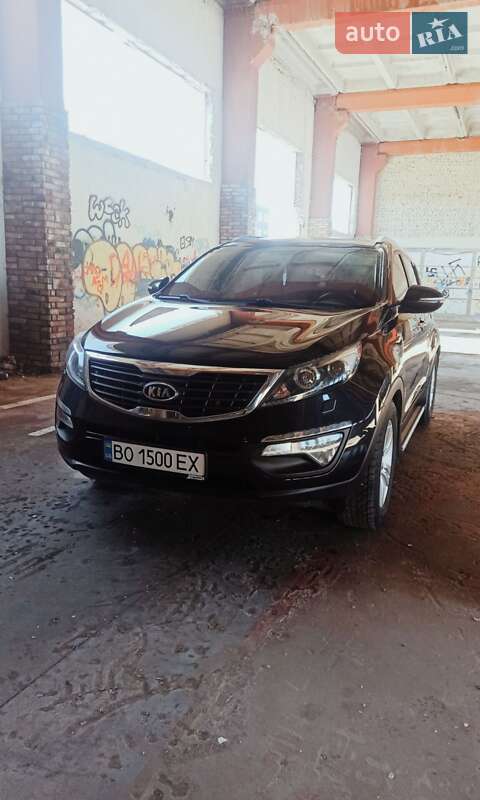 Внедорожник / Кроссовер Kia Sportage 2011 в Тернополе