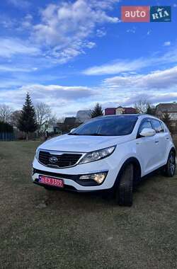 Внедорожник / Кроссовер Kia Sportage 2012 в Самборе