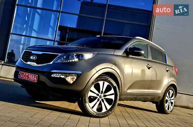 Позашляховик / Кросовер Kia Sportage 2014 в Івано-Франківську