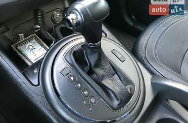 Внедорожник / Кроссовер Kia Sportage 2012 в 