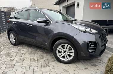 Внедорожник / Кроссовер Kia Sportage 2017 в Ивано-Франковске