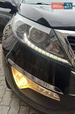 Позашляховик / Кросовер Kia Sportage 2011 в 
