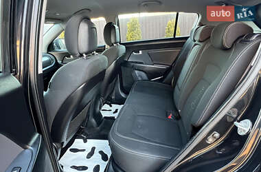 Позашляховик / Кросовер Kia Sportage 2011 в 