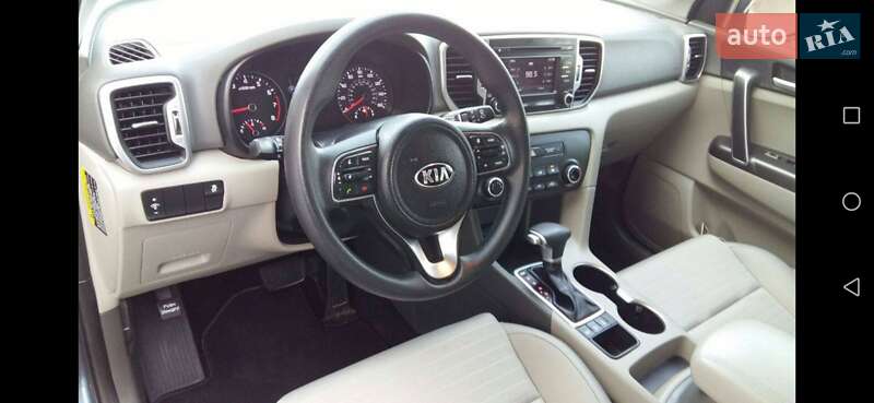 Позашляховик / Кросовер Kia Sportage 2017 в Києві