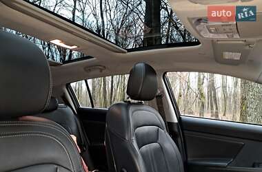 Позашляховик / Кросовер Kia Sportage 2012 в 