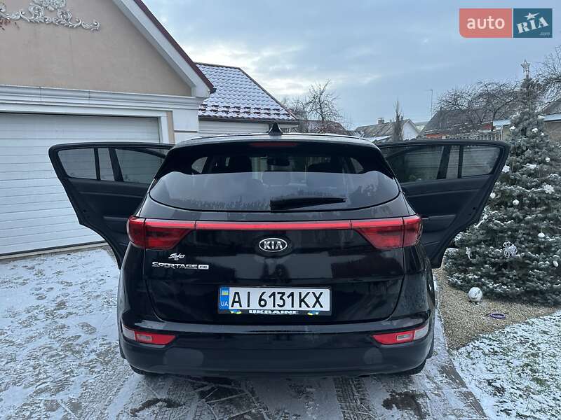 Внедорожник / Кроссовер Kia Sportage 2016 в Коростене