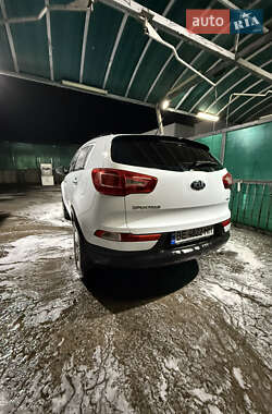 Внедорожник / Кроссовер Kia Sportage 2013 в Николаеве