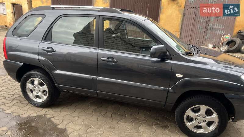 Позашляховик / Кросовер Kia Sportage 2008 в Роздільній