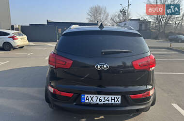 Позашляховик / Кросовер Kia Sportage 2014 в Києві