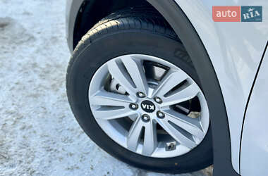 Внедорожник / Кроссовер Kia Sportage 2016 в Кропивницком