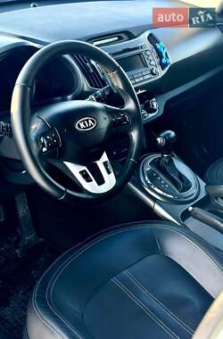 Внедорожник / Кроссовер Kia Sportage 2011 в Ирпене