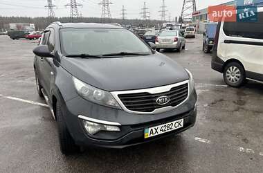 Позашляховик / Кросовер Kia Sportage 2011 в Харкові