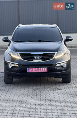 Позашляховик / Кросовер Kia Sportage 2011 в Луцьку